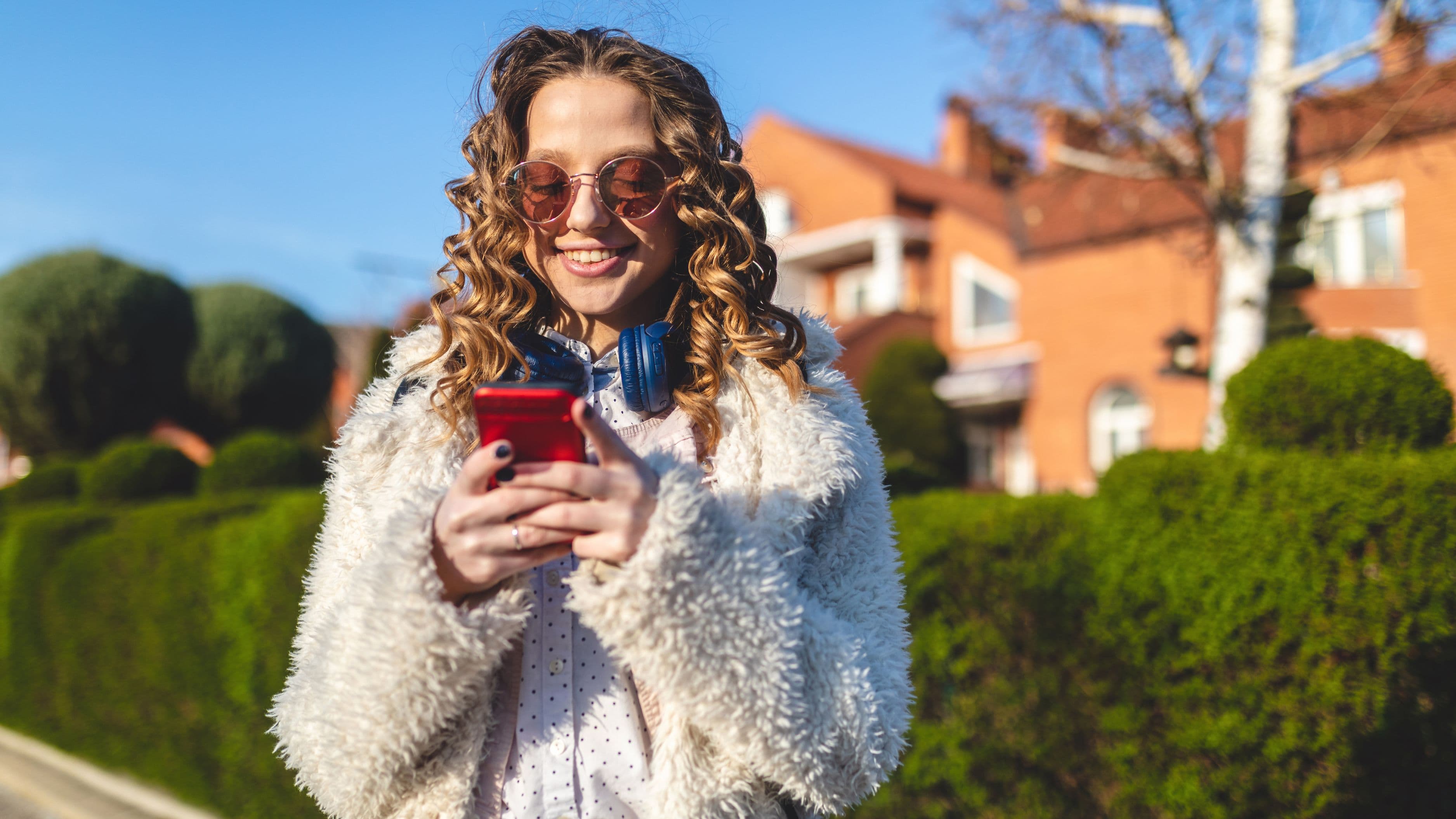 The AI Influencer Accounts That Almost Fooled Everyone